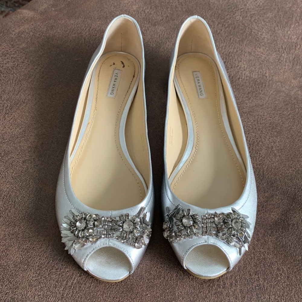 Vera Wang Silver Crystal Peep-Toe Flats Size 7